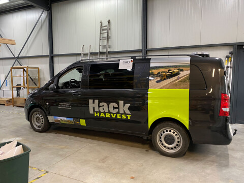 Hack Harvest belettering Mercedes V klasse